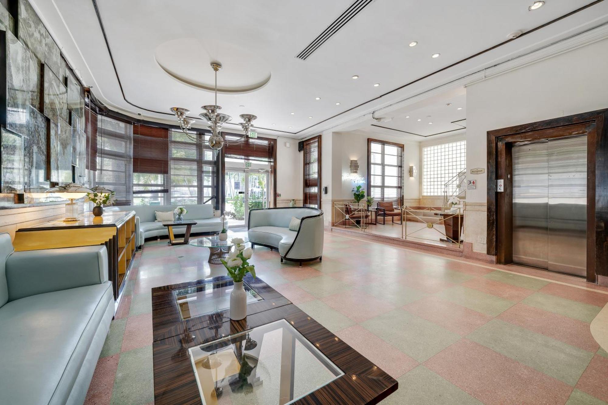 Greenview Hotel By Lowkl Miami Beach Bagian luar foto